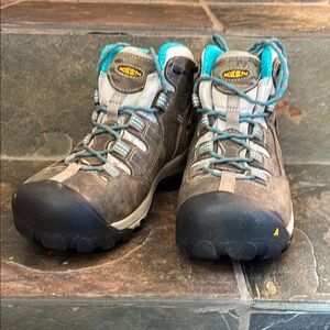 Keen Waterproof Steel Toe work or hiking boots